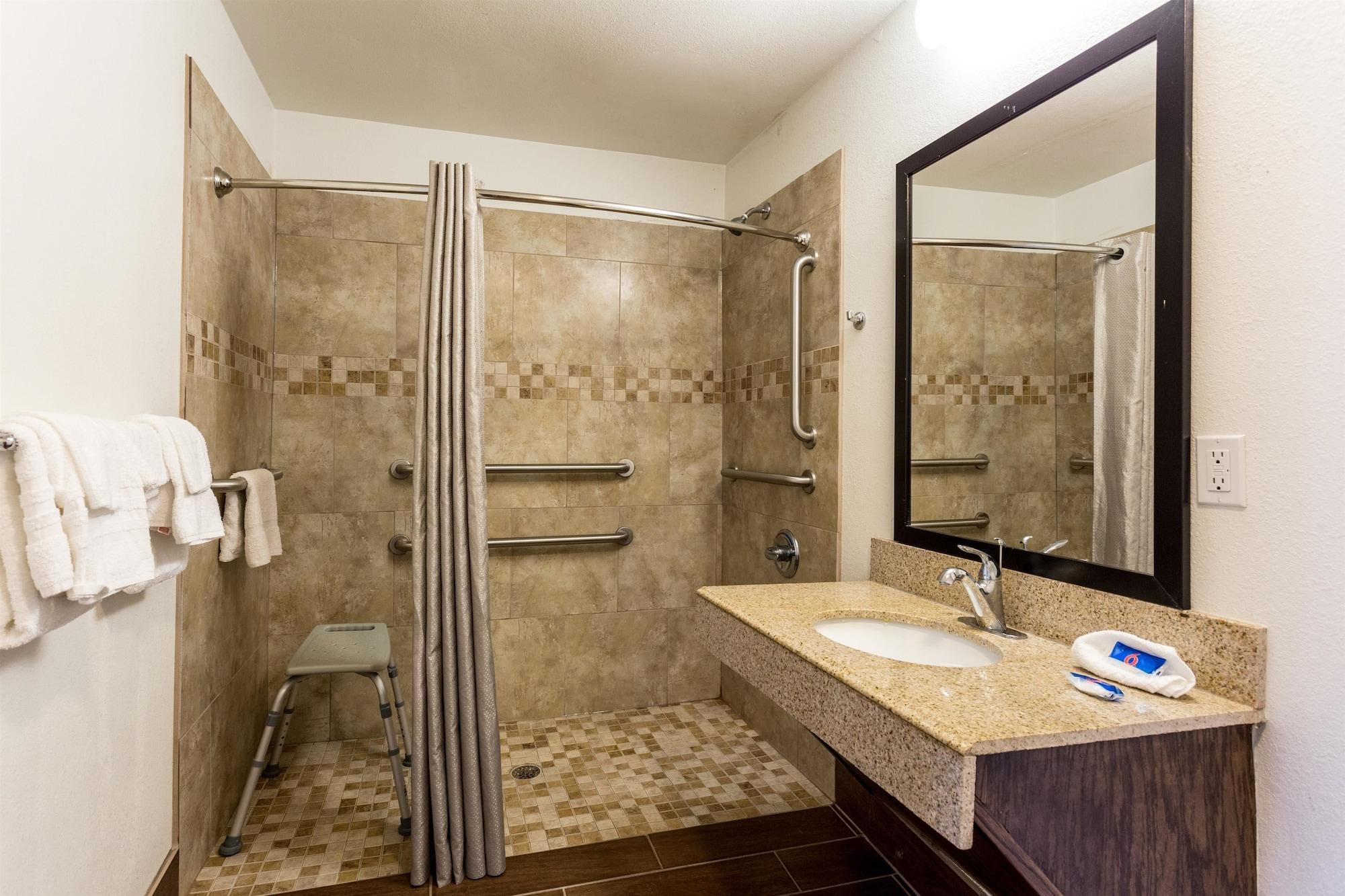 Hotel 6-bryan, Tx - College Station 2*