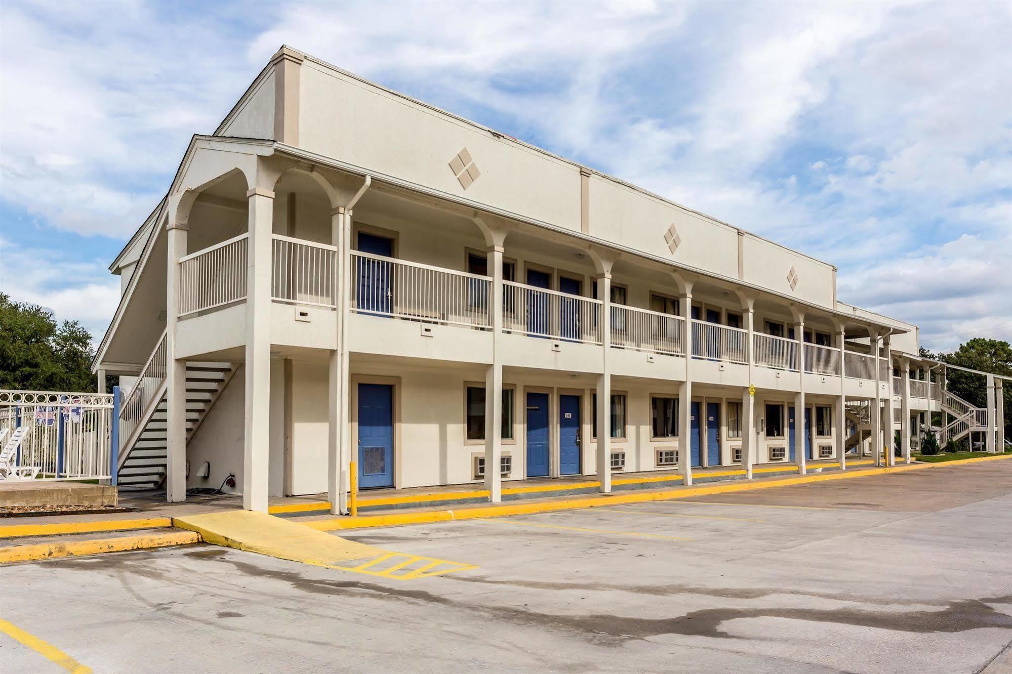 6-bryan, Tx - College Station Hotel 2*