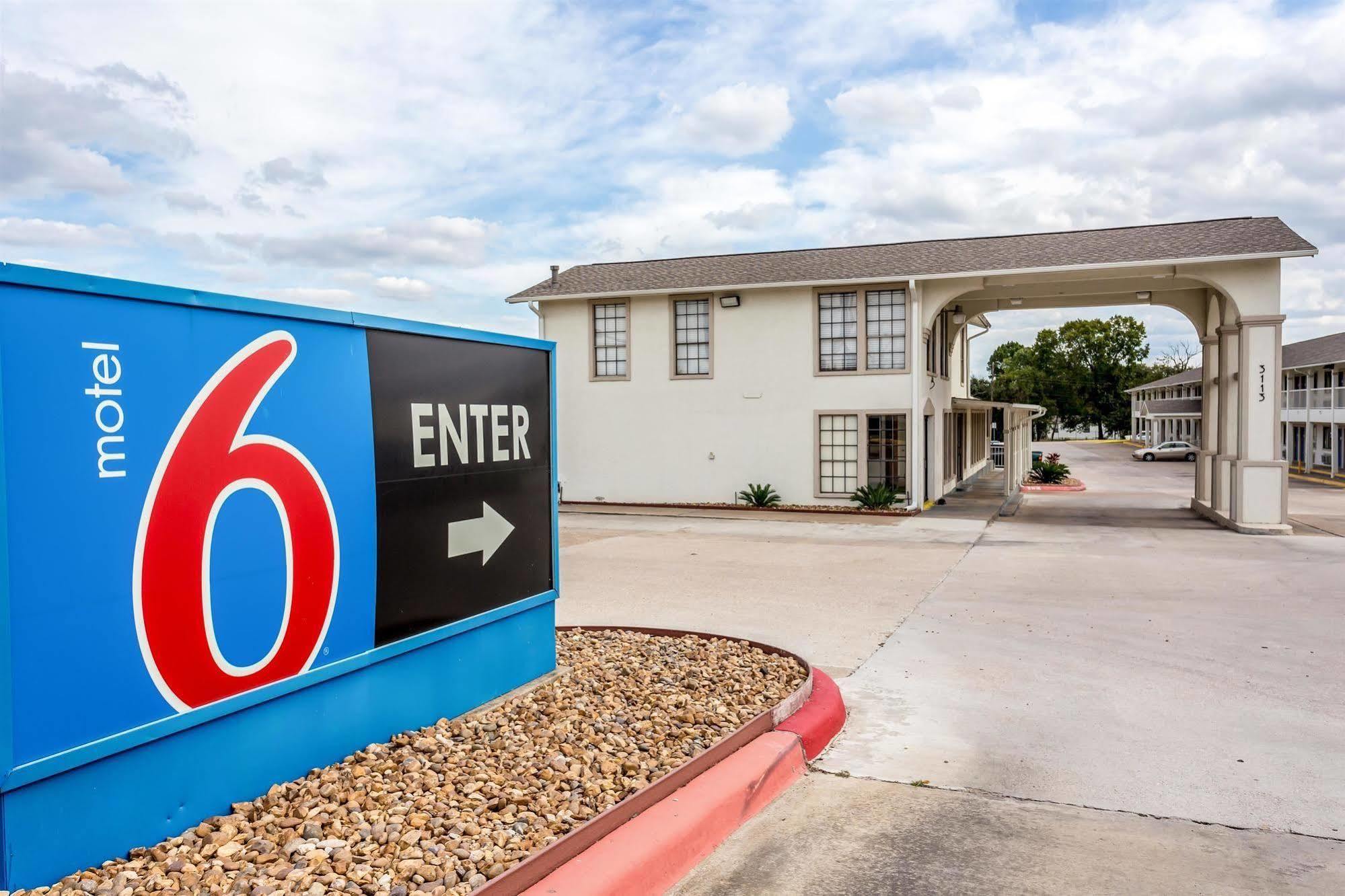 6-bryan, Tx - College Station 2* Bryan